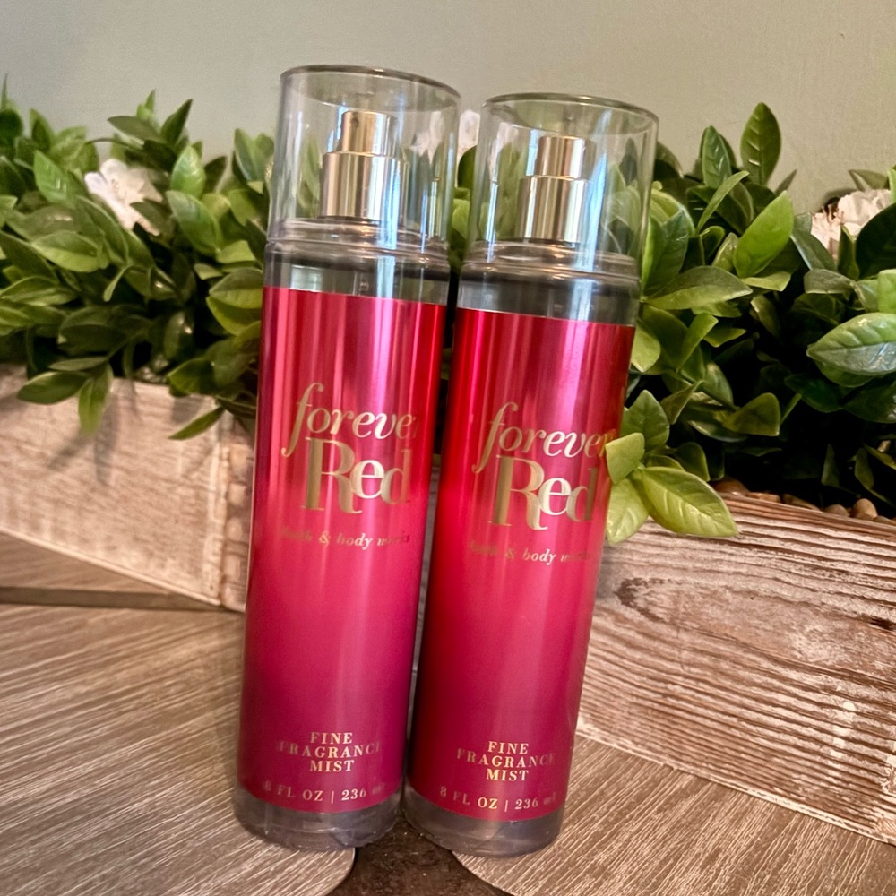 Forever Red Mist Bath & Body Works Pomegranate Vanilla Rum Peony Oak Wood